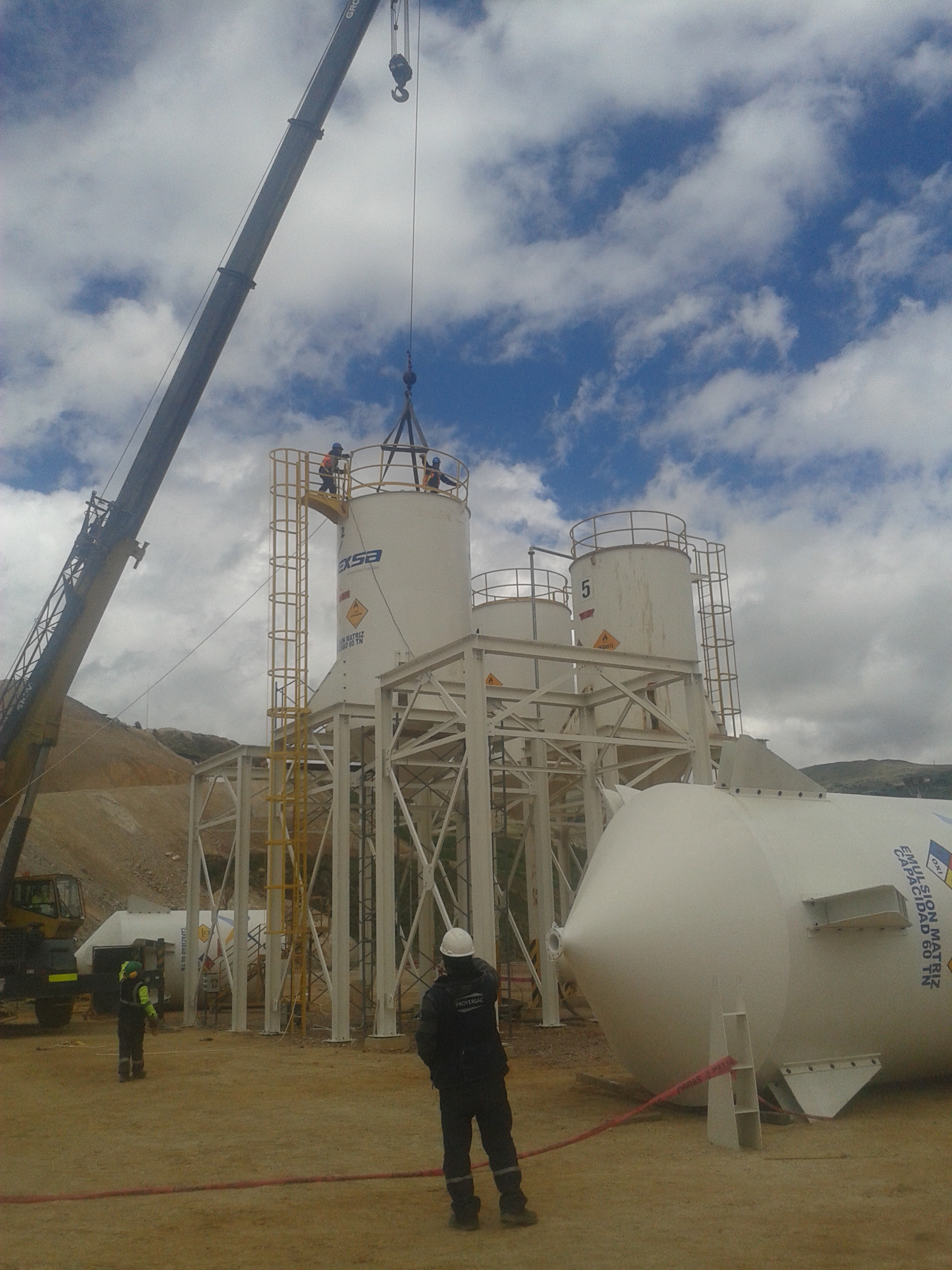 FABRICACIÓN Y MONTAJE DE SILO DE EMULSIÓN PARA EXSA SA